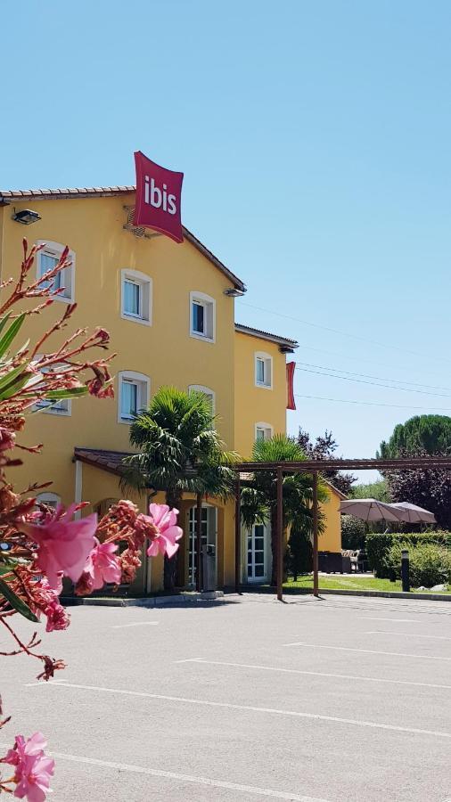 Отель Ibis Manosque Cadarache Экстерьер фото